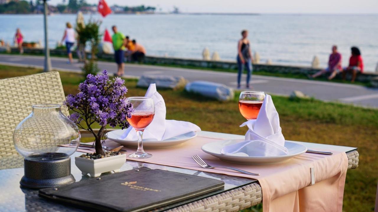 Clover Magic Nova Beach Hotel Side Buitenkant foto